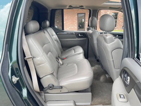 2004 GMC Envoy XUV SLT