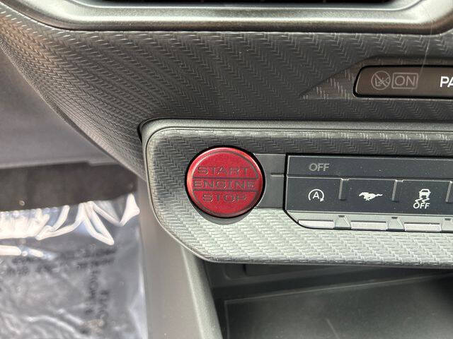 2025 Ford Mustang EcoBoost