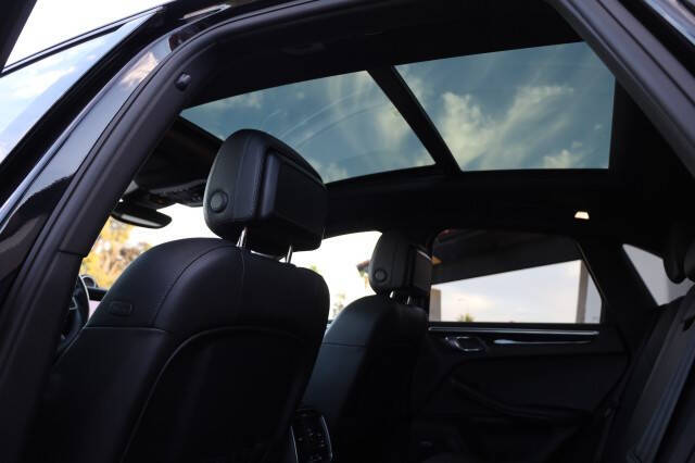 2018 Porsche Macan