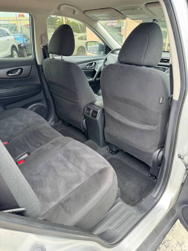 2015 Nissan Rogue SV