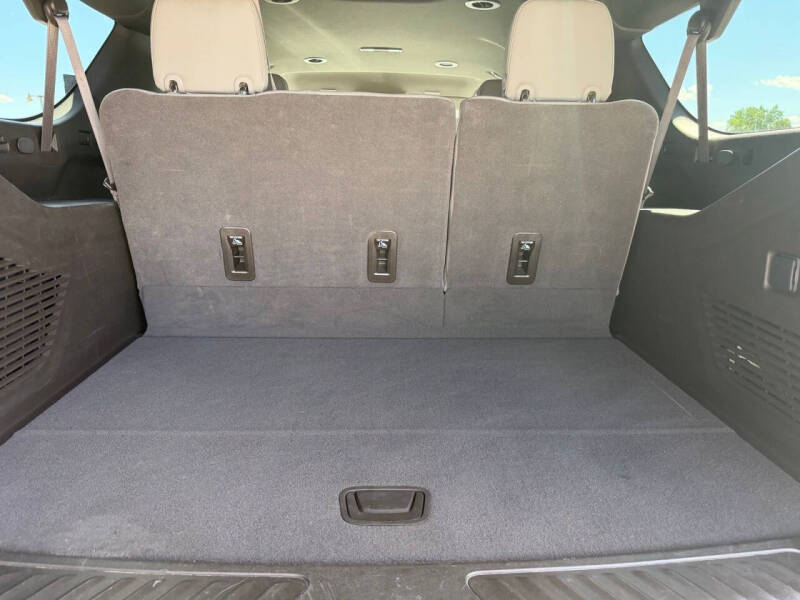 2025 GMC Yukon XL Elevation