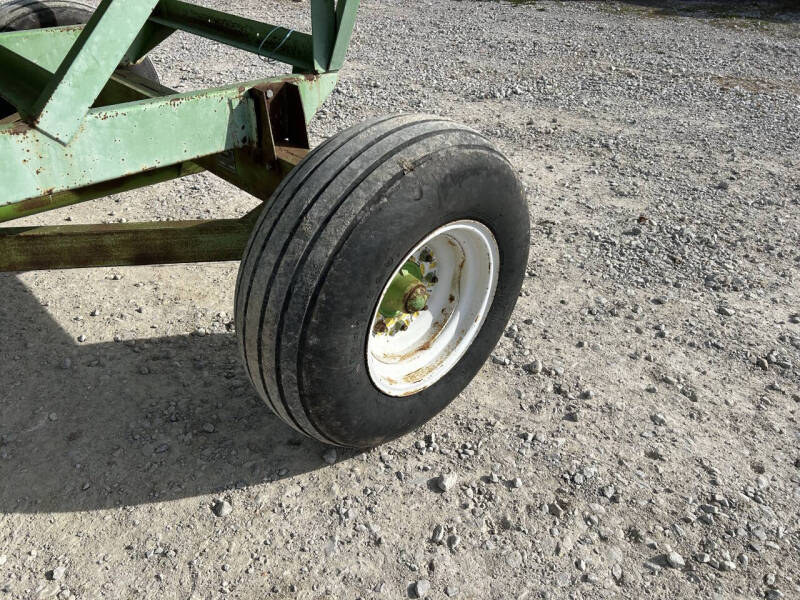 2026 Parker 2600 Gravity Wagon
