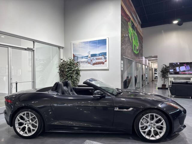 2014 Jaguar F-TYPE V8 S