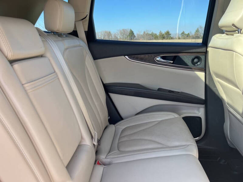 2020 Lincoln Nautilus Reserve