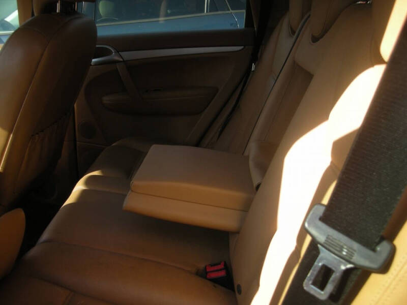 2010 Porsche Cayenne Tiptronic
