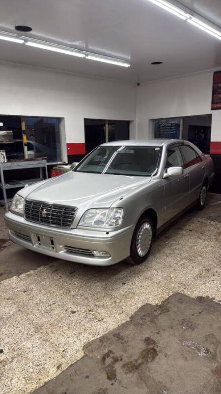 2000 Toyota Crown