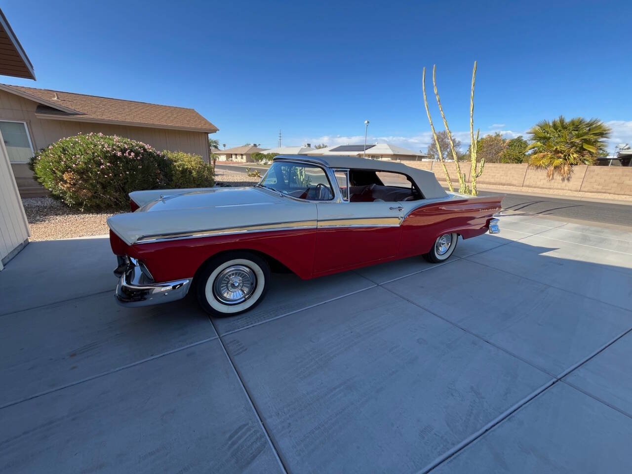 1957 Ford Fairlane 500 17
