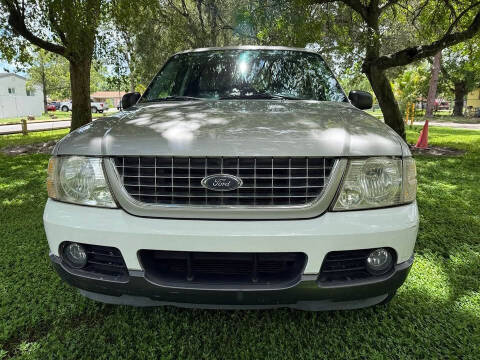 2004 Ford Explorer XLT