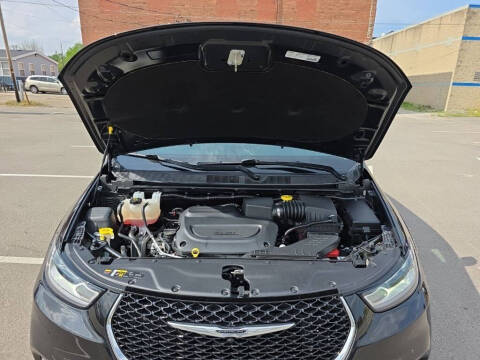 2023 Chrysler Pacifica Limited