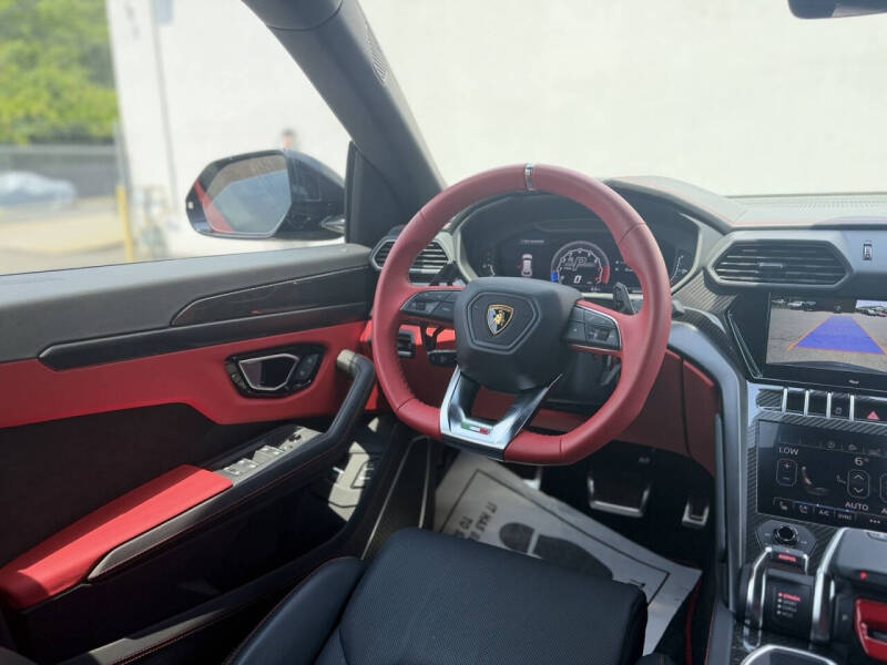 2021 Lamborghini Urus