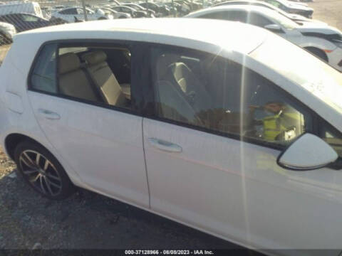 2017 Volkswagen Golf