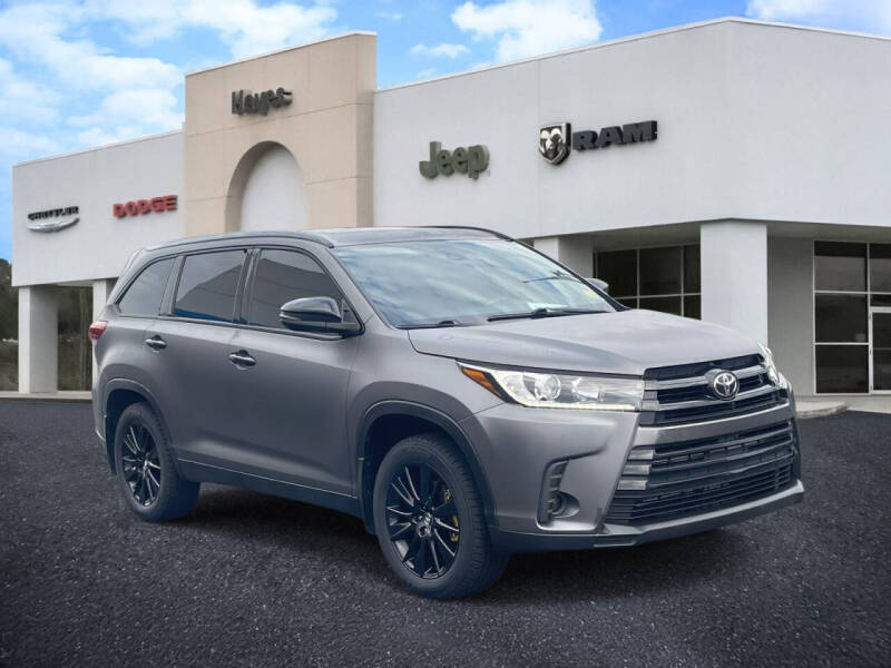 2019 Toyota Highlander SE