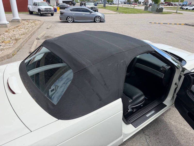 2003 Ford Thunderbird