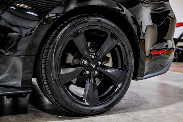 2021 Ford Mustang EcoBoost