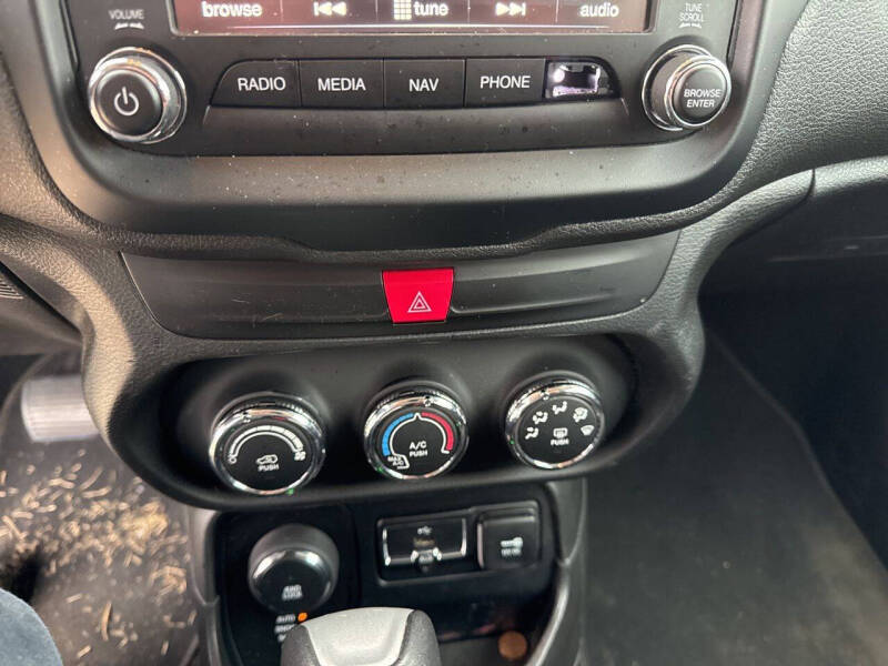 2017 Jeep Renegade Altitude