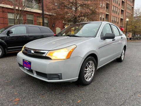 2009 Ford Focus for sale at H & R Auto in Arlington VA