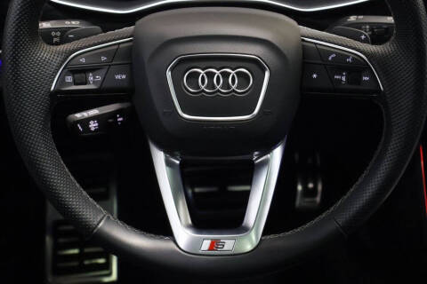 2023 Audi SQ8 4.0T quattro Premium Plus