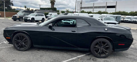 2018 Dodge Challenger SXT Plus