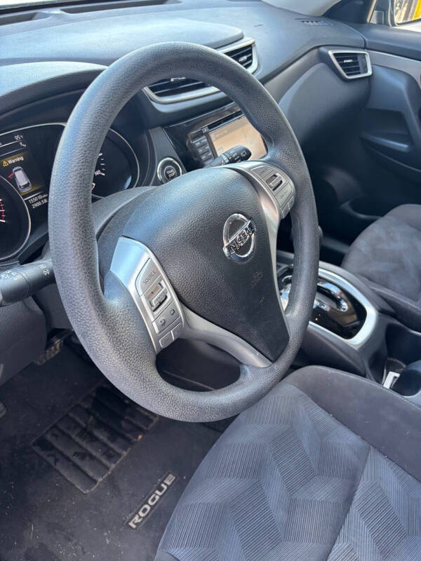 2015 Nissan Rogue SV