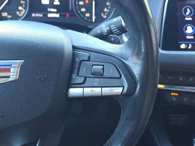 2020 Cadillac XT4 Premium Luxury