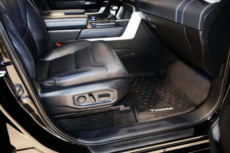 2022 Toyota Tundra Platinum