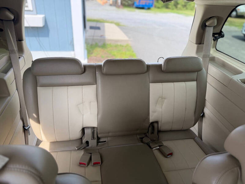 2005 Mercury Monterey Luxury