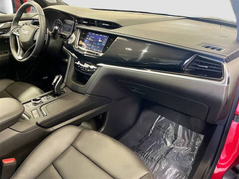 2025 Cadillac XT6 Sport