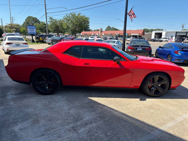 2010 Dodge Challenger SRT8