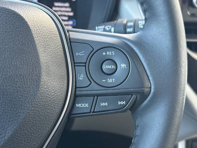 2022 Toyota Corolla Cross LE