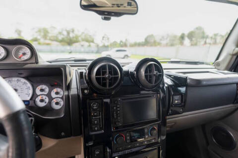 2004 HUMMER H2