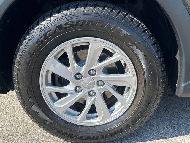 2019 Mitsubishi Eclipse Cross ES