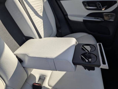 2023 Mercedes-Benz GLC GLC 300