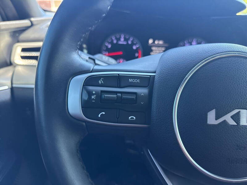 2023 Kia K5