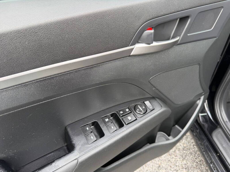 2020 Hyundai Elantra