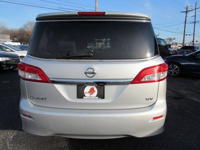 2017 Nissan Quest SV