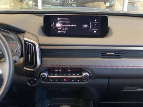 2025 Mazda CX-50 Hybrid Premium Plus