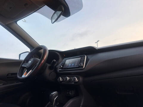 2020 Nissan Kicks S