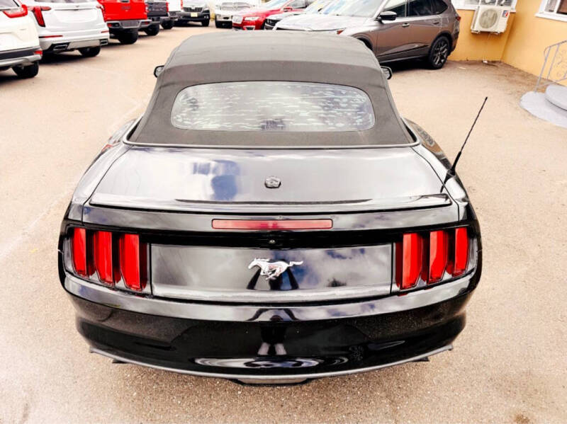 2015 Ford Mustang EcoBoost Premium