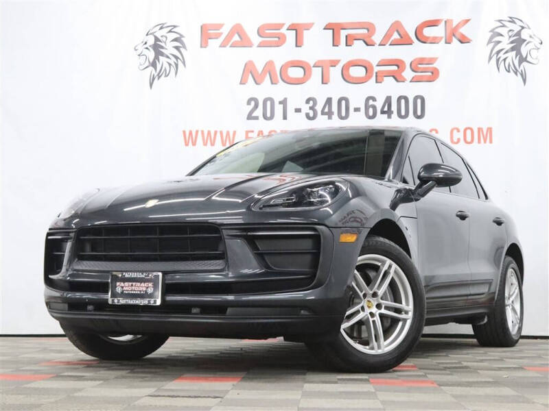 2022 Porsche Macan