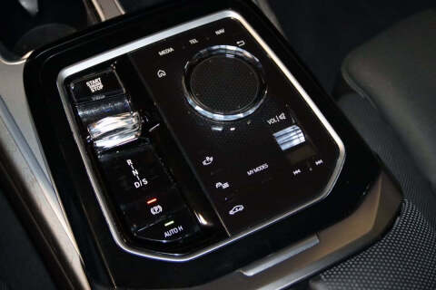 2023 BMW 7 Series 760i xDrive