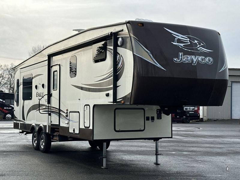 2015 Eagle 31 5RLTS