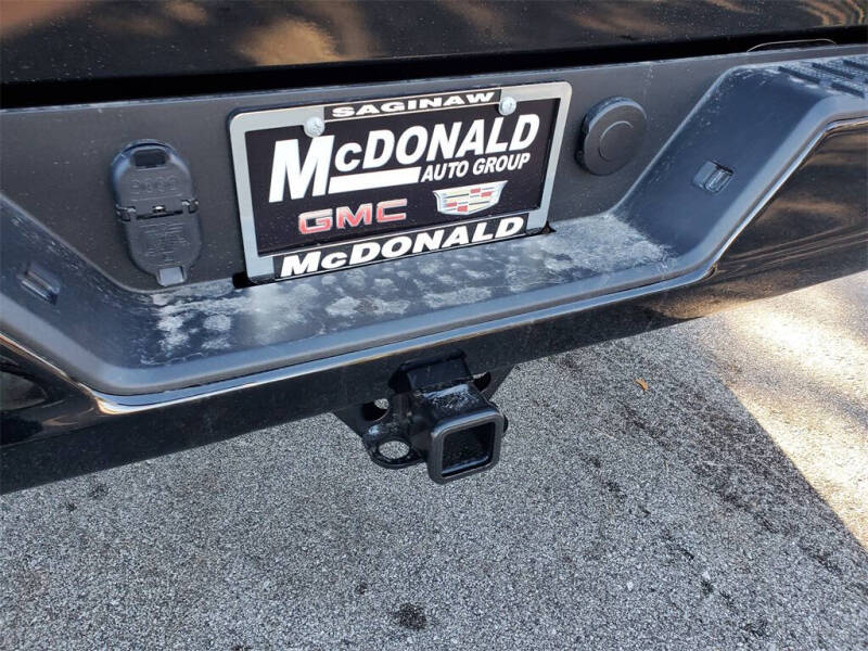 2026 GMC Sierra 1500 Elevation Standard