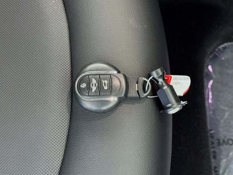 2015 MINI Hardtop 2 Door Cooper