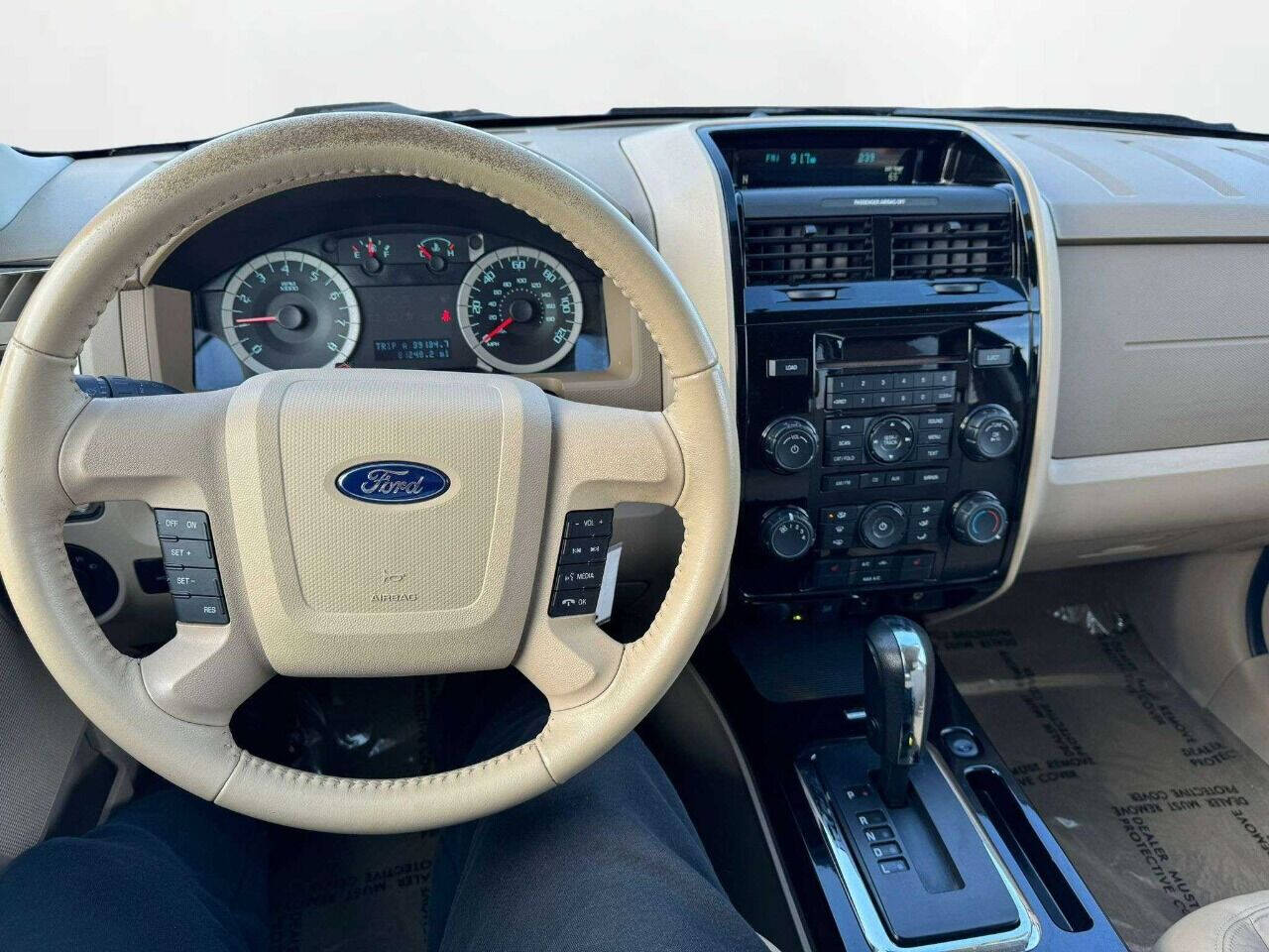 2011 Ford Escape for sale at Extreme Car Center in Detroit, MI