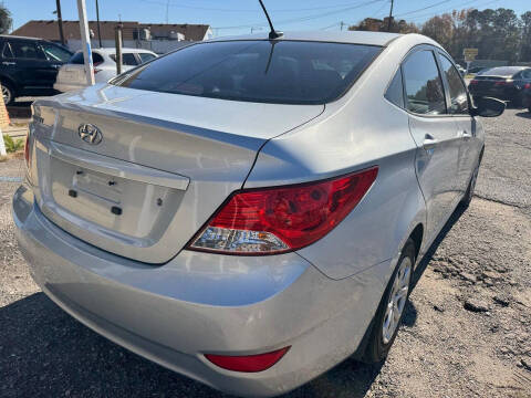 2013 Hyundai Accent GLS