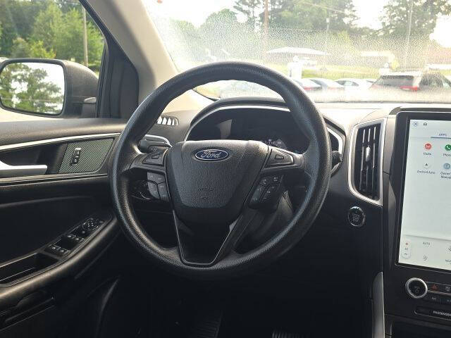 2021 Ford Edge SE