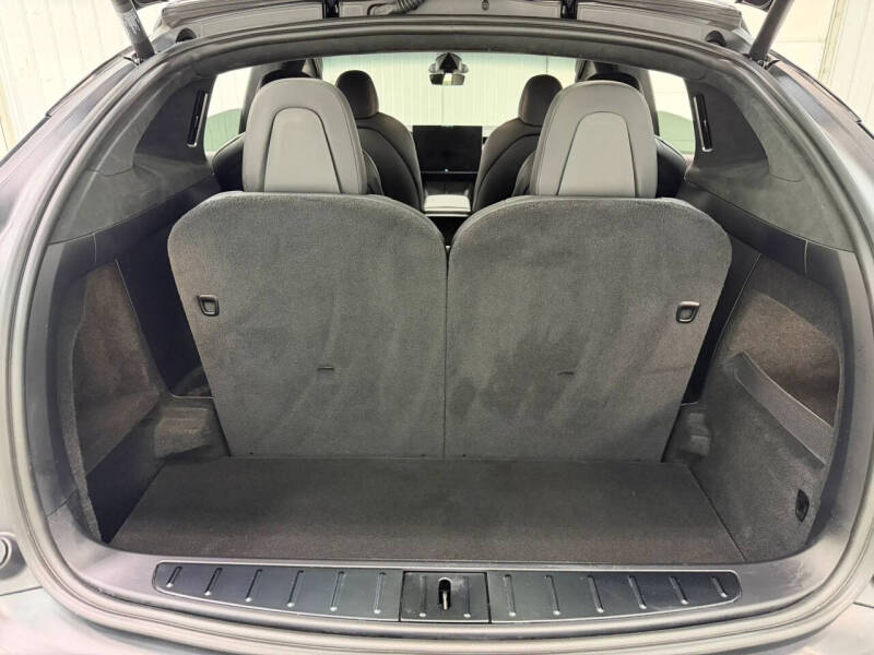 2023 Tesla Model X Standard Range