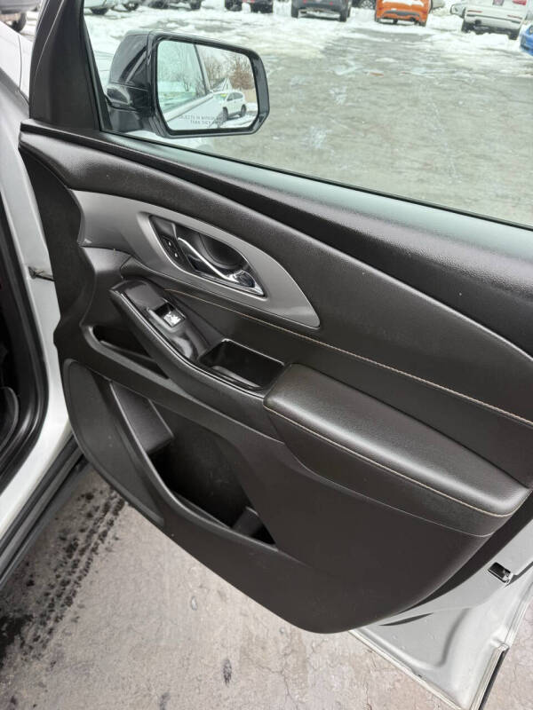 2018 Chevrolet Traverse LS