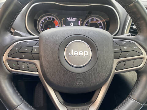 2019 Jeep Cherokee Latitude Plus