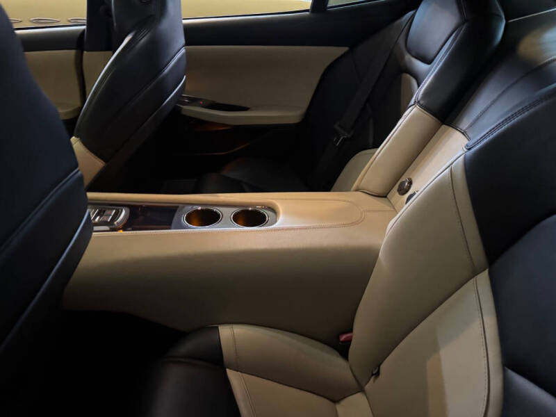 2018 Karma Revero